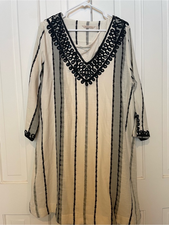 Soft Surroundings Dresses & Skirts - Soft Surroundings Coco Mer Embroidered shift dress women's size XL